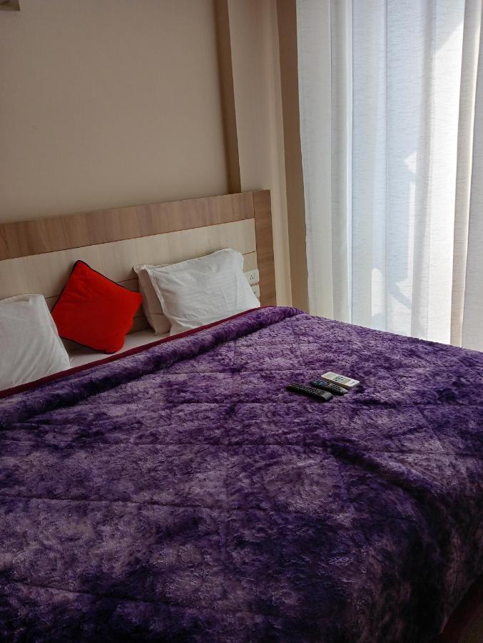 Omaxe Krishna Aavas Apartamento Vrindāvan Exterior foto