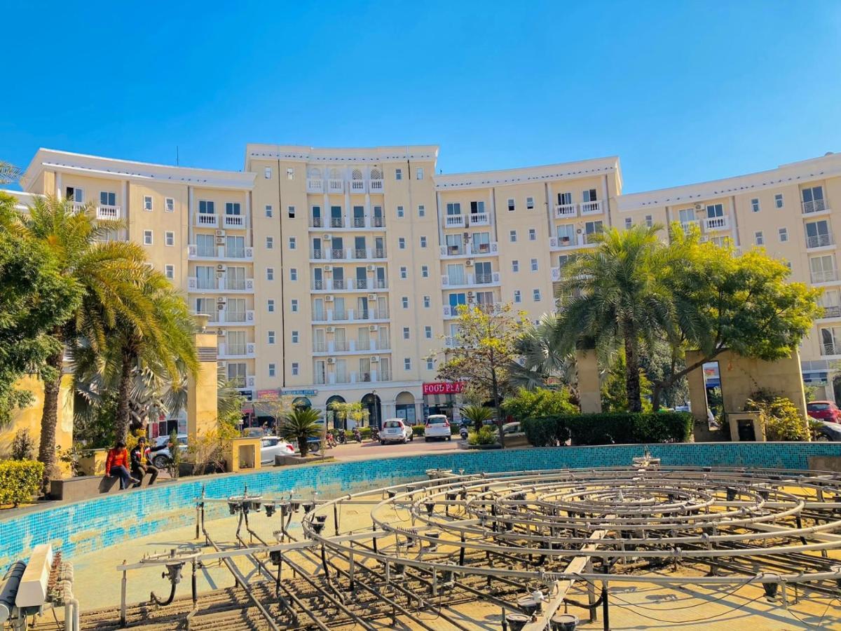 Omaxe Krishna Aavas Apartamento Vrindāvan Exterior foto